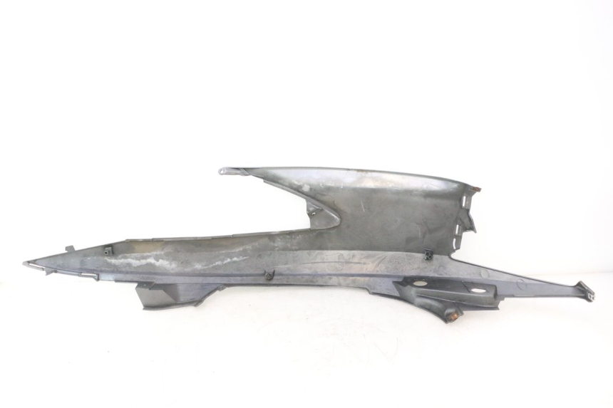 photo de FLANC ARRIERE GAUCHE SUZUKI BURGMAN 125 (2007 - 2014) - État de surface