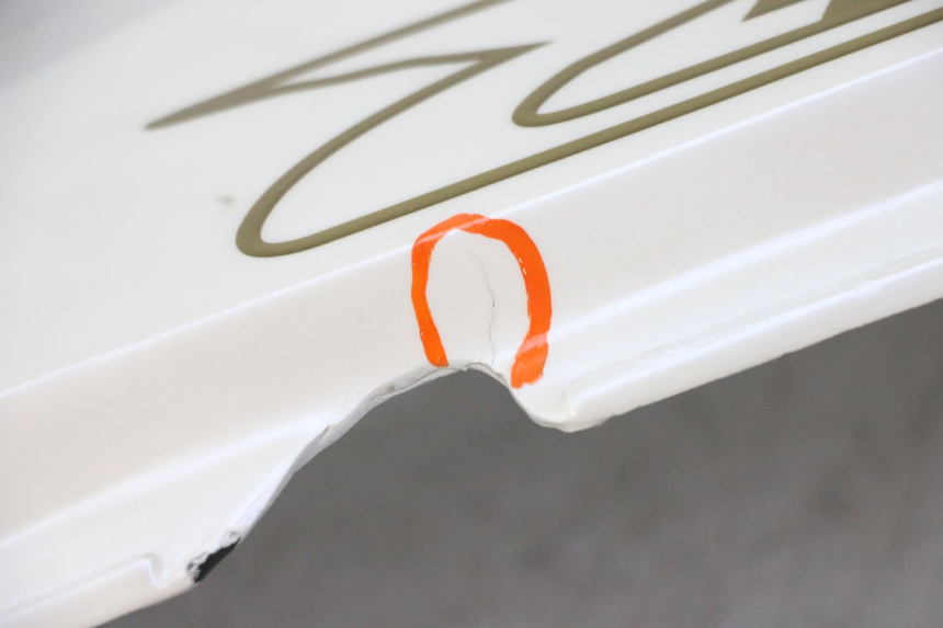 photo de FLANC ARRIERE GAUCHE HONDA CBR RR FIREBLADE 900 (1992 - 1994) - Vue rapprochée