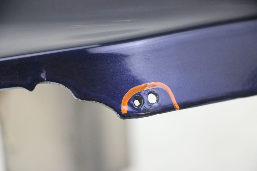 photo de FLANC ARRIERE GAUCHE HONDA CBR RR FIREBLADE 900 (1992 - 1994) - État de surface