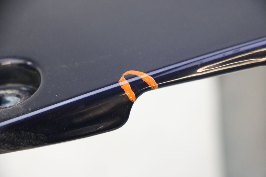 photo de FLANC ARRIERE GAUCHE HONDA CBR RR FIREBLADE 900 (1992 - 1994) - Pièce contrôlée