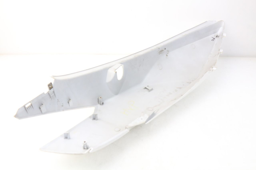 photo de FLANC ARRIERE GAUCHE KYMCO DINK STREET 125 (2009 - 2014) - Zoom état d’usage