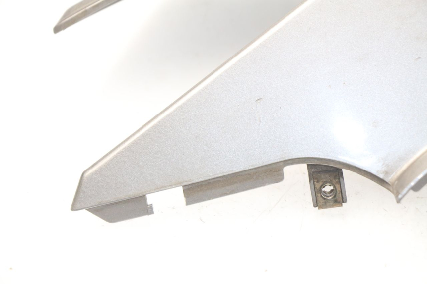 photo de FLANC ARRIERE GAUCHE KYMCO DINK STREET 125 (2009 - 2014) - Vue d’ensemble