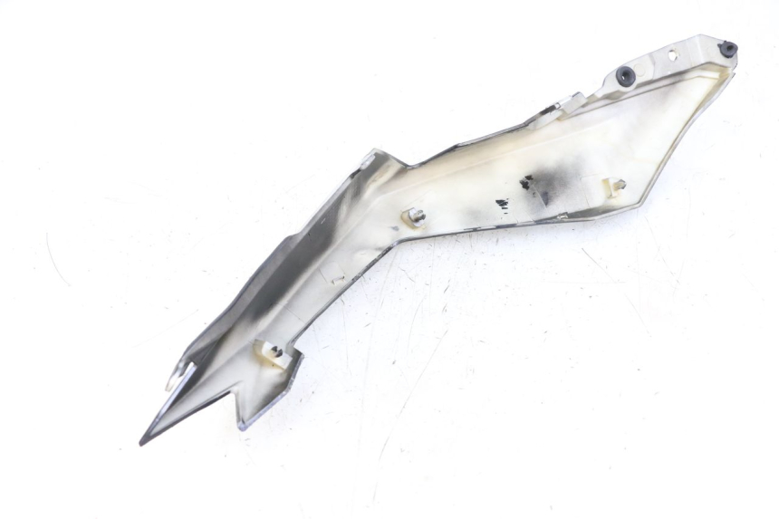 photo de FLANC ARRIERE GAUCHE EBROH BRAVO GLE 1 (2020 - 2024) - Détail de la pièce