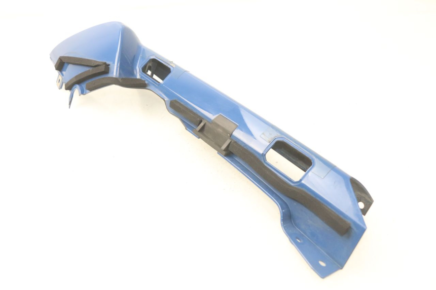 photo de FLANC ARRIERE GAUCHE YAMAHA FJR ABS 1300 (2006 - 2012) - Gros plan technique