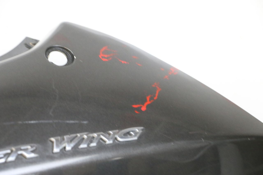 photo de FLANC ARRIERE GAUCHE HONDA FJS SILVER WING SILVERWING 400 (2005 - 2008) - Points de fixation