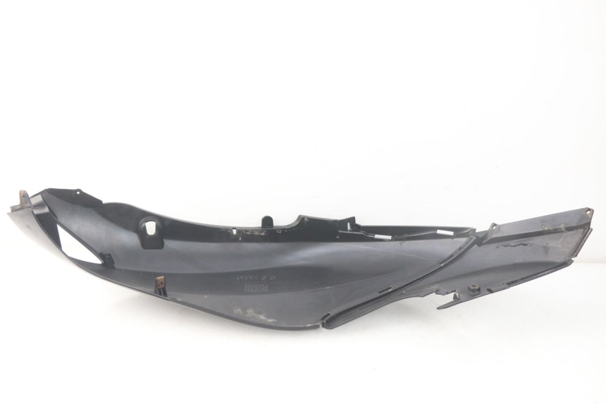 photo de FLANC ARRIERE GAUCHE PIAGGIO FLY 2T 50 (2004 - 2017) - Vue d’ensemble
