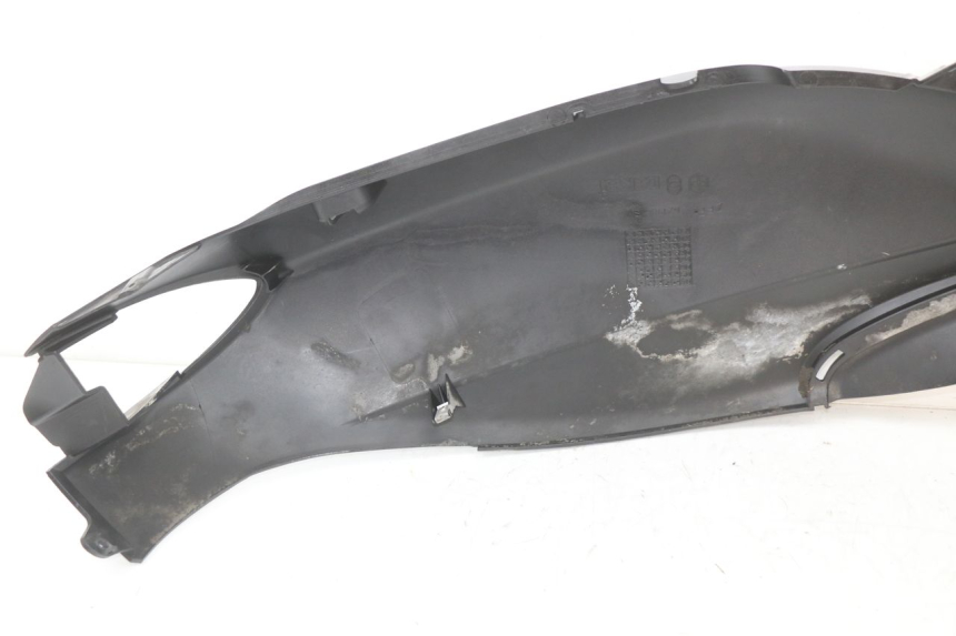 photo de FLANC ARRIERE GAUCHE PIAGGIO FLY 2T 50 (2004 - 2017) - Gros plan technique