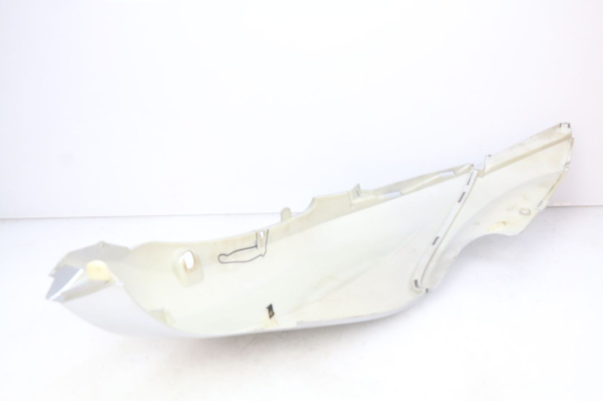 photo de FLANC ARRIERE GAUCHE PIAGGIO FLY 100 (2006 - 2010) - Autre angle de vue