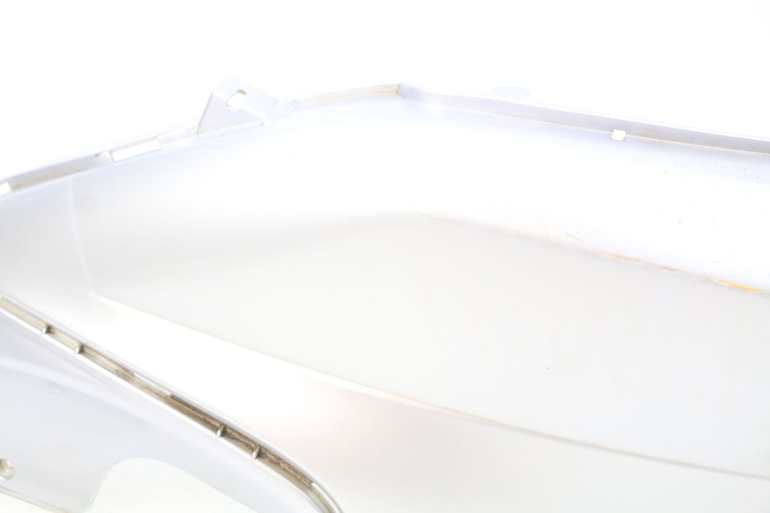 photo de FLANC ARRIERE GAUCHE PIAGGIO FLY 100 (2006 - 2010) - Détails caractéristiques