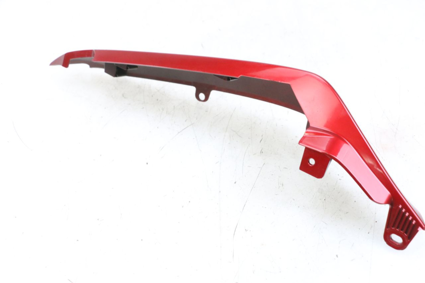 photo de FLANC ARRIERE GAUCHE YAMAHA FZ1 FAZER 1000 (2007 - 2009) - Gros plan technique