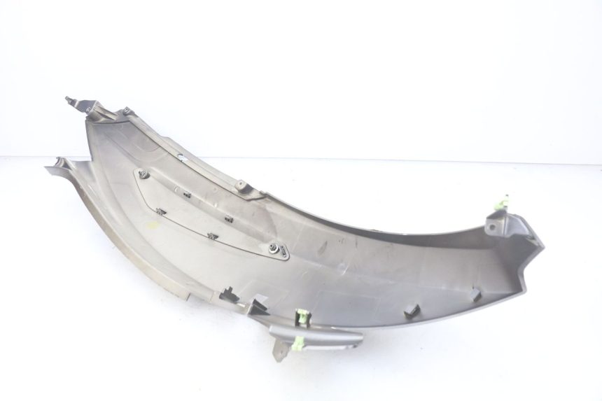 photo de FLANC ARRIERE GAUCHE PEUGEOT GEOPOLIS 400 (2007 - 2013) - Points de fixation