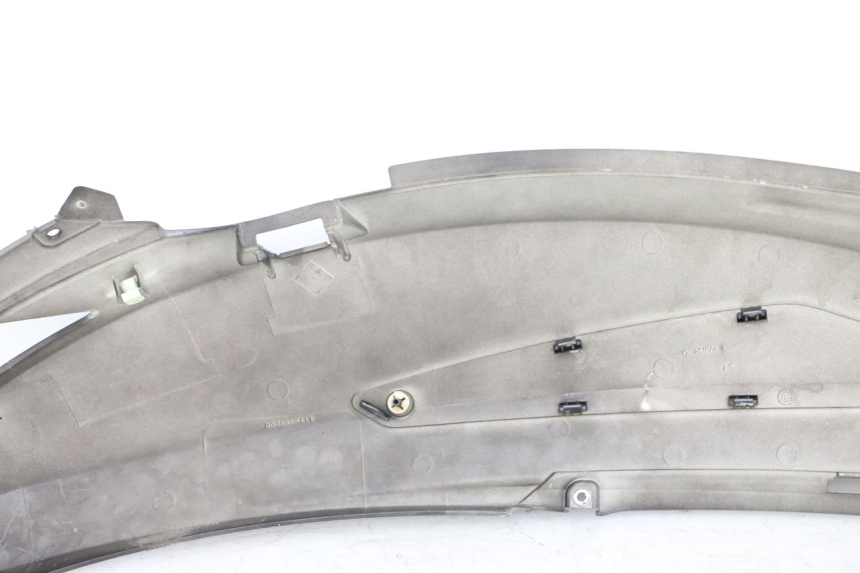 photo de FLANC ARRIERE GAUCHE PEUGEOT GEOPOLIS RS 125 (2007 - 2009) - Gros plan technique