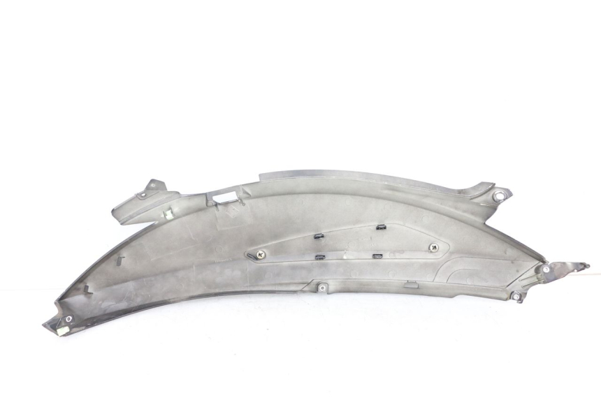 photo de FLANC ARRIERE GAUCHE PEUGEOT GEOPOLIS RS 125 (2007 - 2009) - Points de fixation