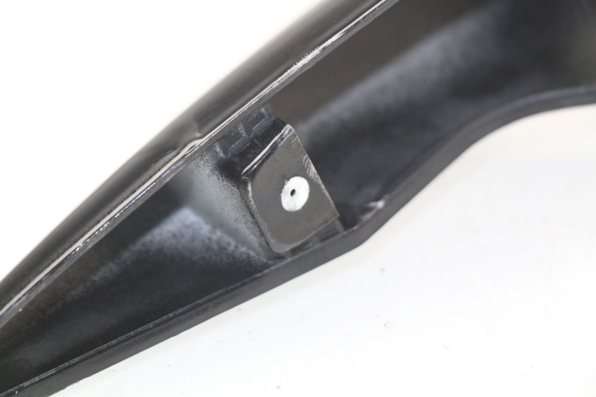 photo de FLANC ARRIERE GAUCHE SUZUKI GSX-R GSXR 750 (2011 - 2016) - Points de fixation