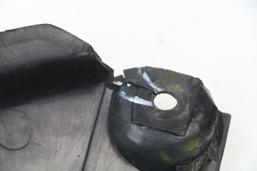 photo de FLANC ARRIERE GAUCHE SUZUKI GSXF GSX F 600 (1988 - 1997) - Zoom composants