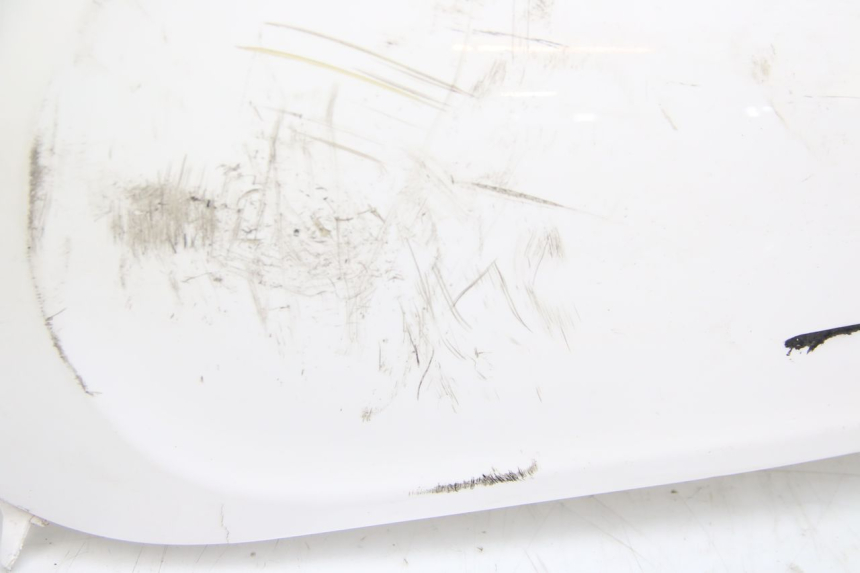 photo de FLANC ARRIERE GAUCHE JM MOTORS GT LINE 4T 50 (2021 - 2023) - Gros plan technique