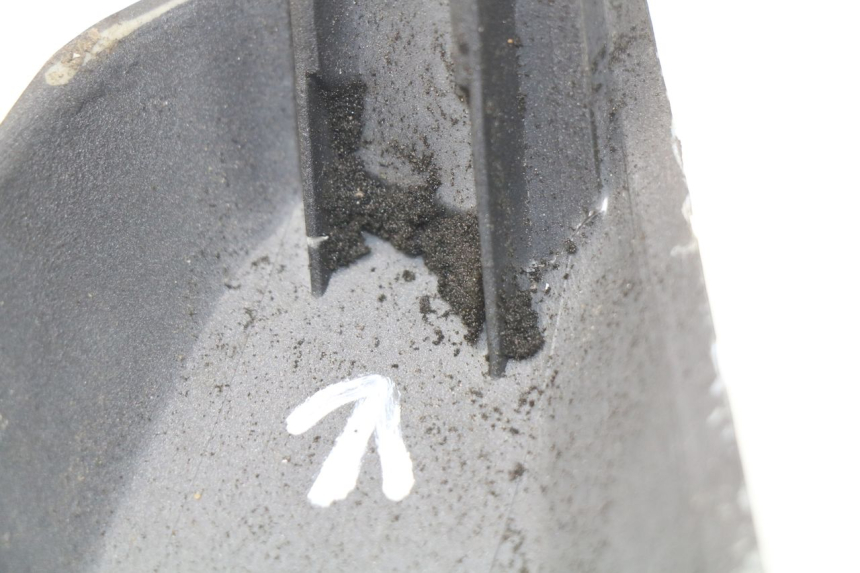 photo de FLANC ARRIERE GAUCHE SYM GTS EVO 125 (2009 - 2013) - Détail de la pièce