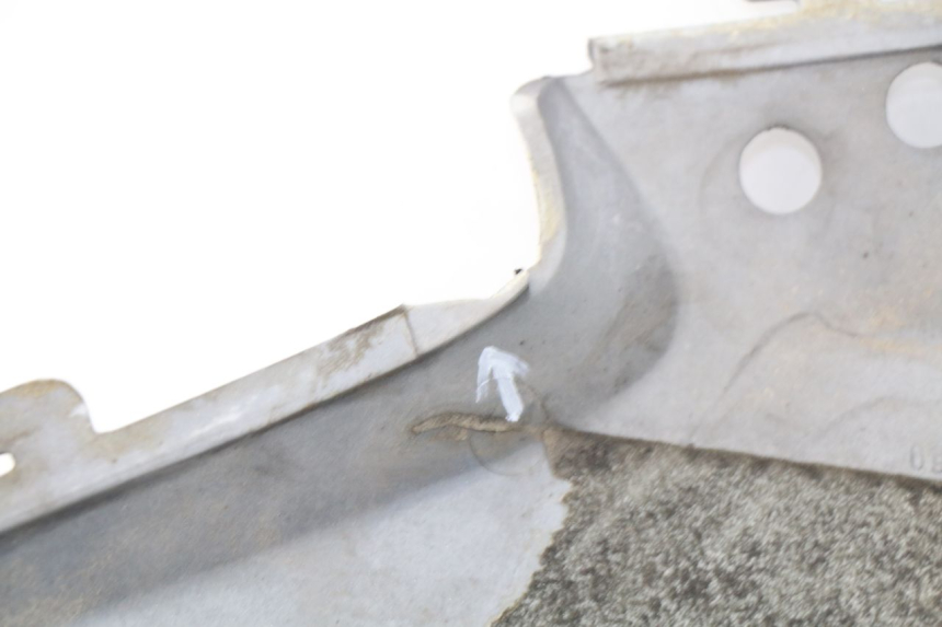 photo de FLANC ARRIERE GAUCHE SYM GTS EVO 125 (2009 - 2013) - Vue d’ensemble