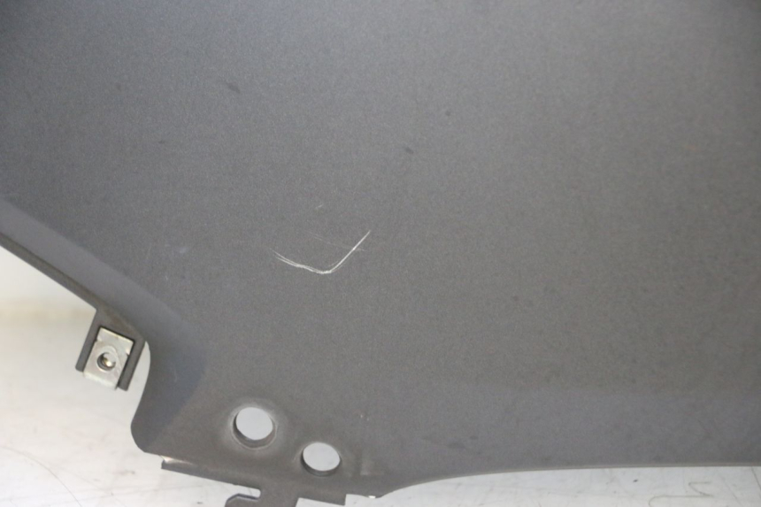 photo de FLANC ARRIERE GAUCHE SYM GTS EVO 125 (2009 - 2013) - Vue d’ensemble