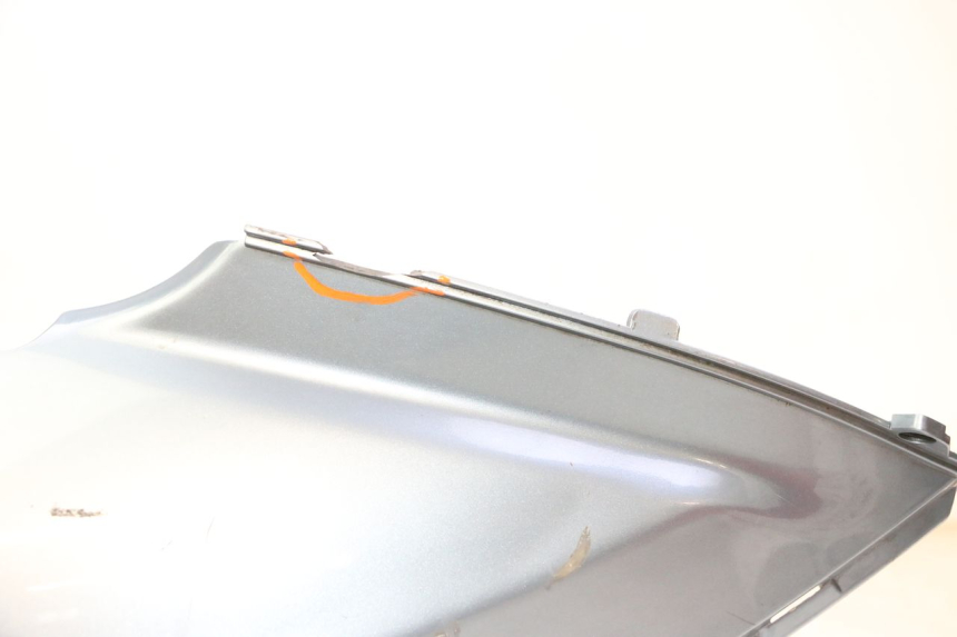 photo de FLANC ARRIERE GAUCHE DAELIM HISTORY 125 (2001 - 2002) - Autre angle de vue