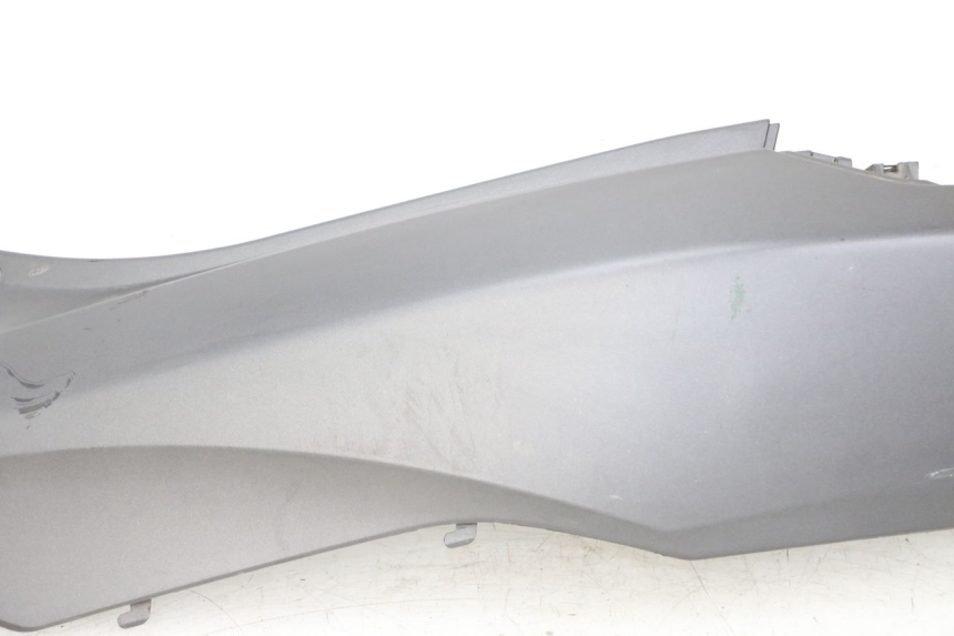 photo de FLANC ARRIERE GAUCHE HONDA PCX (JF57/JF64) 125 (2014 - 2018) - Inspection visuelle