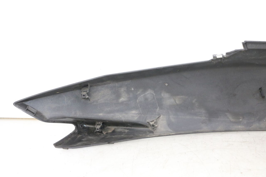 photo de FLANC ARRIERE GAUCHE HONDA PCX (JF57/JF64) 125 (2014 - 2018) - Vue d’ensemble