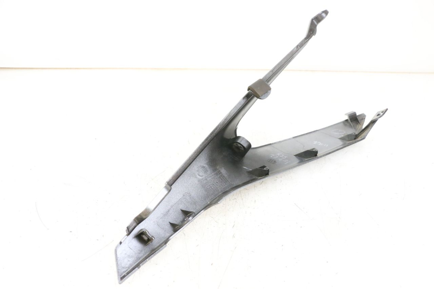 photo de FLANC ARRIERE GAUCHE HUSQVARNA SVARTPILEN 401 (2018 - 2023) - Détail de la pièce