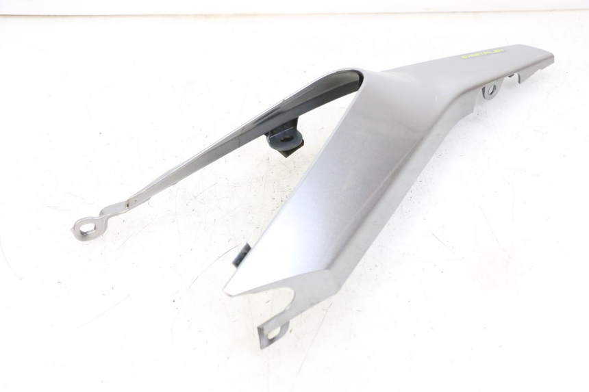 photo de FLANC ARRIERE GAUCHE HUSQVARNA SVARTPILEN 401 (2018 - 2023) - Gros plan technique