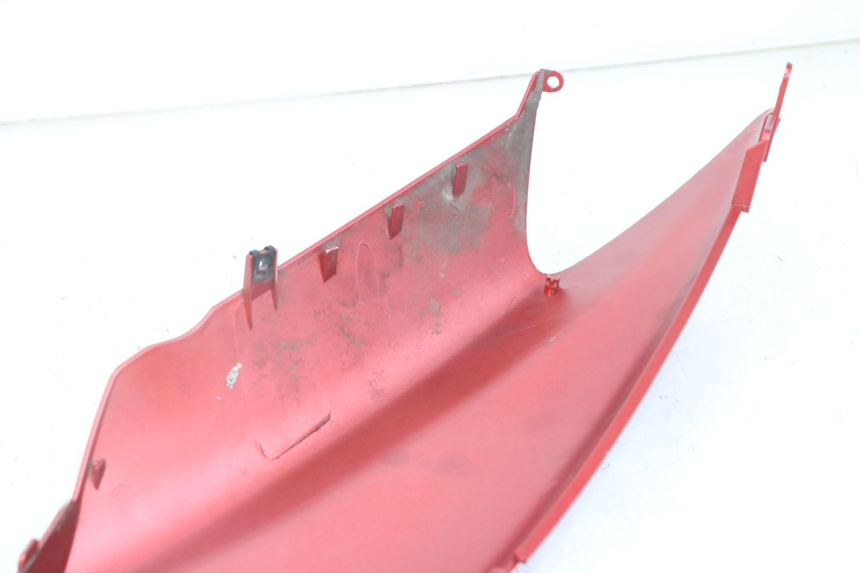 photo de FLANC ARRIERE GAUCHE YAMAHA JOG R 50 (2004 - 2014) - Gros plan technique