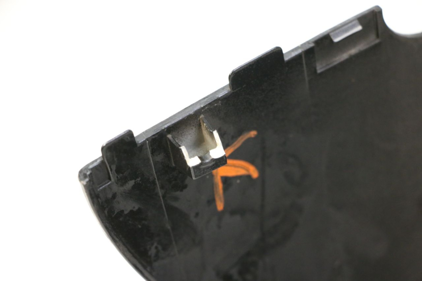 photo de FLANC ARRIERE GAUCHE KYMCO PEOPLE S 125 (2000 - 2008) - Zoom état d’usage