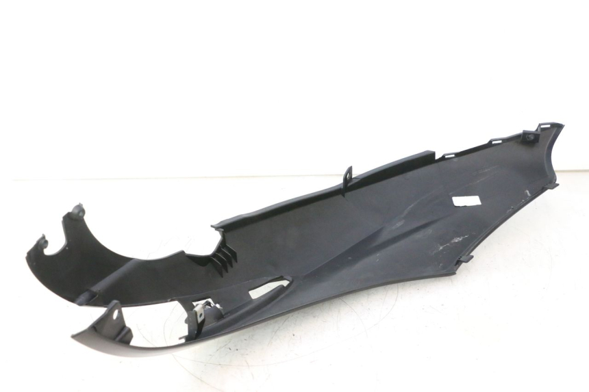 photo de FLANC ARRIERE GAUCHE PIAGGIO LIBERTY IGET 4T 50 (2021 - 2025) - Points de fixation