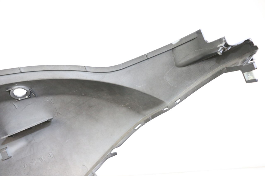 photo de FLANC ARRIERE GAUCHE SYM MIO 50 (2011 - 2017) - Autre angle de vue