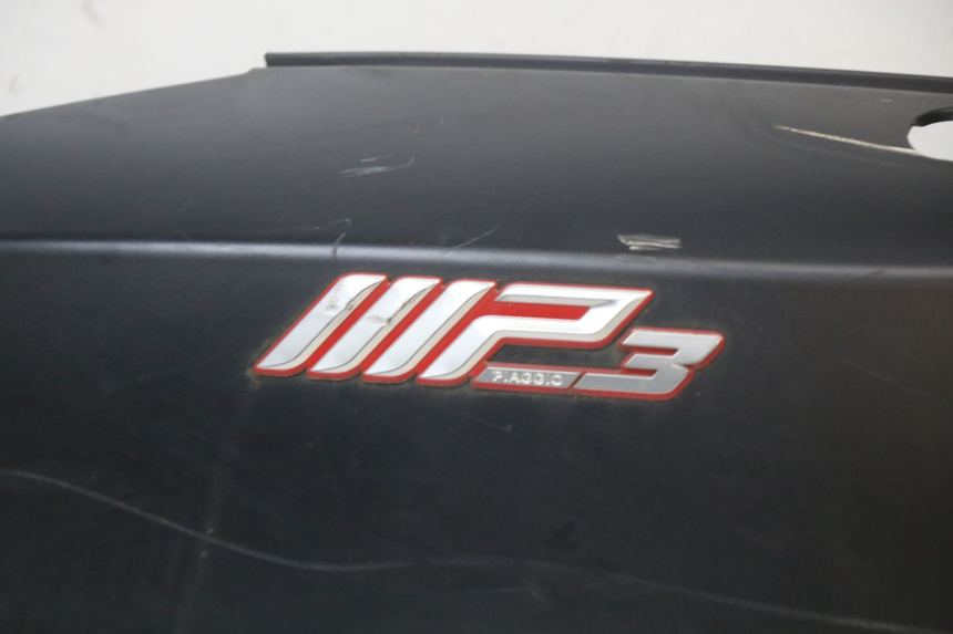 photo de FLANC ARRIERE GAUCHE PIAGGIO MP3 HPE 350 (2018 - 2020) - Autre angle de vue