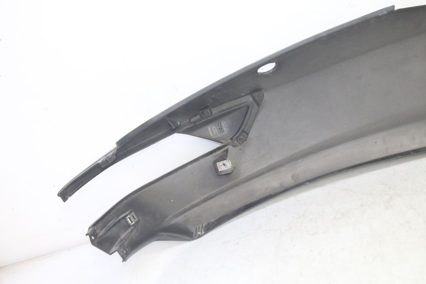 photo de FLANC ARRIERE GAUCHE PIAGGIO MP3 HPE 350 (2018 - 2020) - État de surface