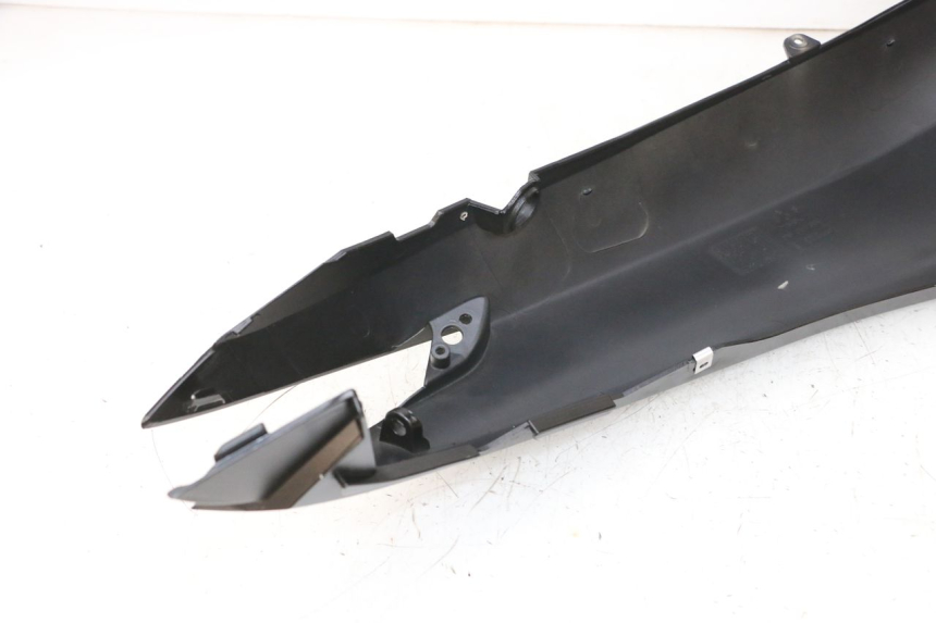 photo de FLANC ARRIERE GAUCHE PIAGGIO MP3 HPE 300 (2019 - 2026) - Détail de la pièce