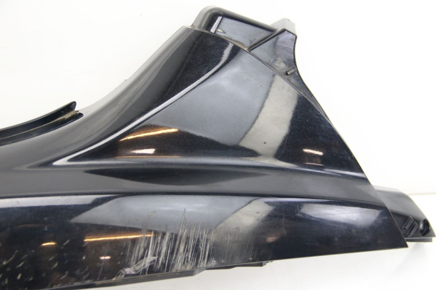 photo de FLANC ARRIERE GAUCHE PIAGGIO MP3 125 (2006 - 2014) - Détail de la pièce