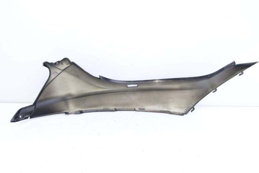 photo de FLANC ARRIERE GAUCHE PIAGGIO MP3 125 (2006 - 2014) - Gros plan technique