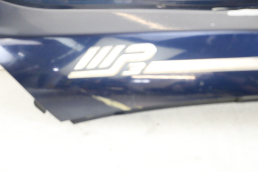 photo de FLANC ARRIERE GAUCHE PIAGGIO MP3 125 (2006 - 2014) - Autre angle de vue