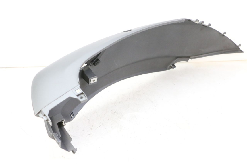 photo de FLANC ARRIERE GAUCHE PIAGGIO MP3 500 (2014 - 2017) - Détails caractéristiques