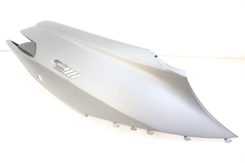 photo de FLANC ARRIERE GAUCHE PIAGGIO MP3 500 (2014 - 2017) - Points de fixation