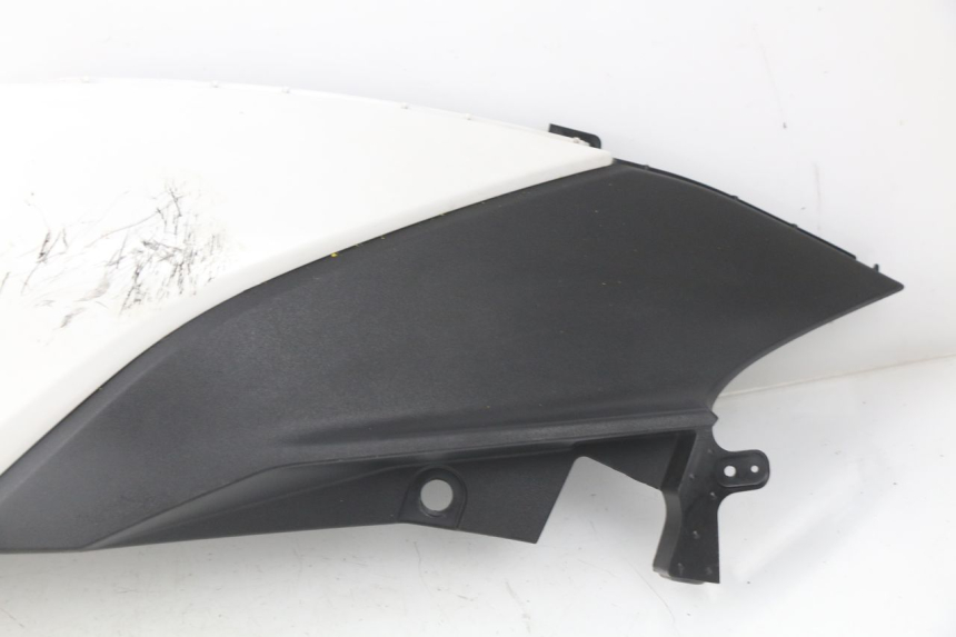 photo de FLANC ARRIERE GAUCHE MBK MW TRYPTIK 125 (2017 - 2022) - Détail de la pièce