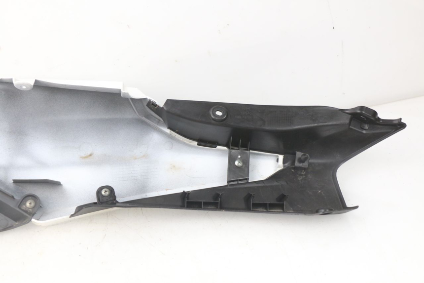 photo de FLANC ARRIERE GAUCHE MBK MW TRYPTIK 125 (2017 - 2022) - Points de fixation