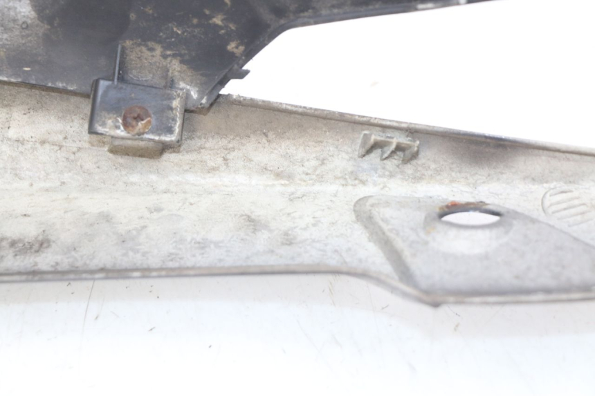 photo de FLANC ARRIERE GAUCHE GILERA NEXUS 125 (2007 - 2009) - Gros plan technique