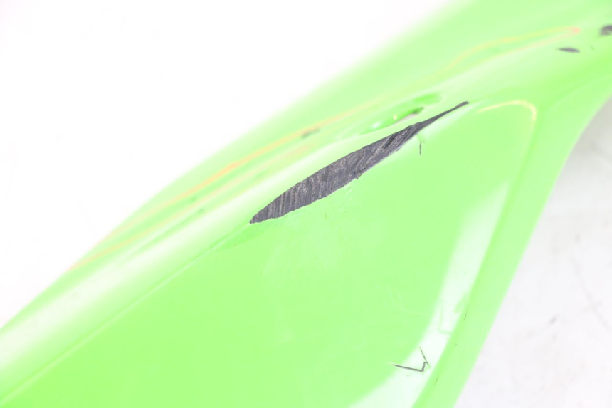 photo de FLANC ARRIERE GAUCHE KAWASAKI NINJA 400 (2018 - 2023) - Points de fixation