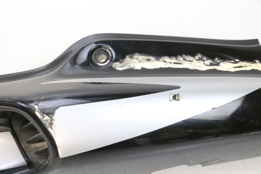 photo de FLANC ARRIERE GAUCHE HONDA NSR R 125 (1994 - 2003) - Focus structure