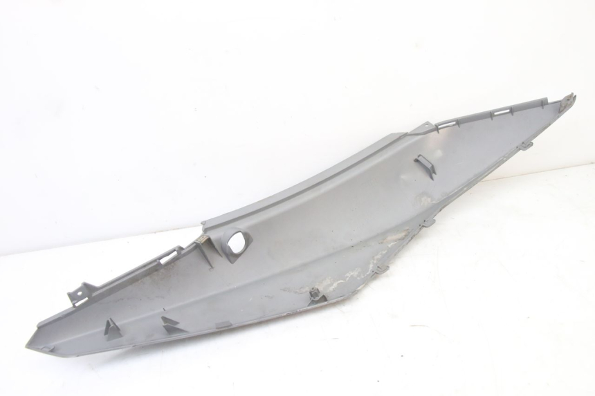 photo de FLANC ARRIERE GAUCHE SYM ORBIT III 3 4T 50 (2021 - 2025) - Points de fixation