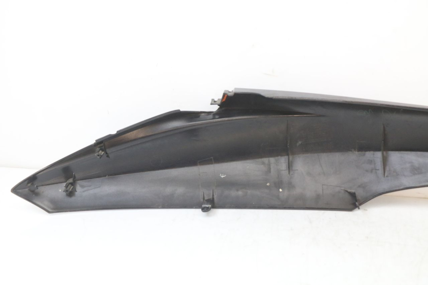 photo de FLANC ARRIERE GAUCHE HONDA PCX (JF28) 125 (2009 - 2011) - Points de fixation