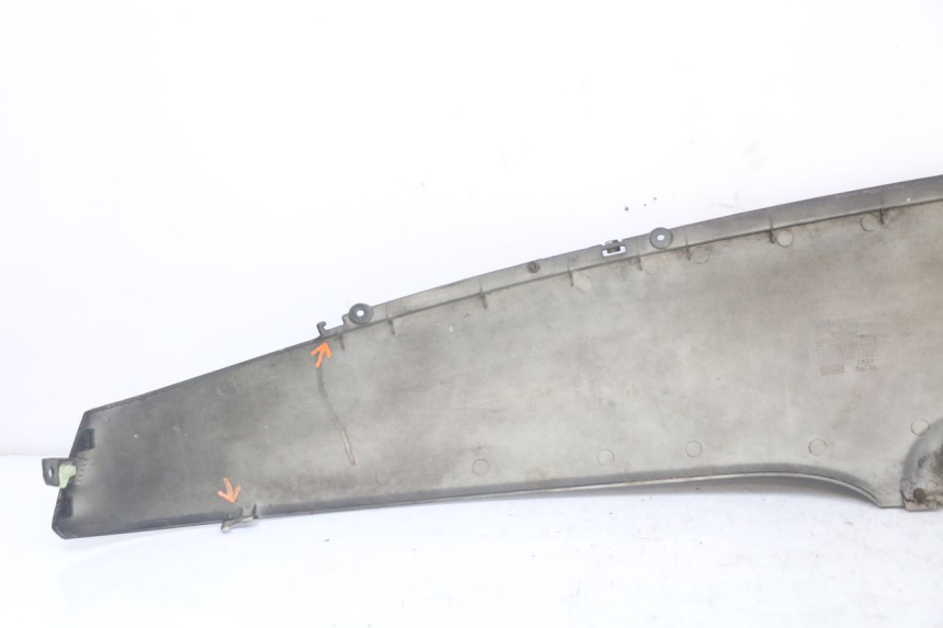 photo de FLANC ARRIERE GAUCHE PEUGEOT DJANGO 125 (2014 - 2017) - Pièce contrôlée