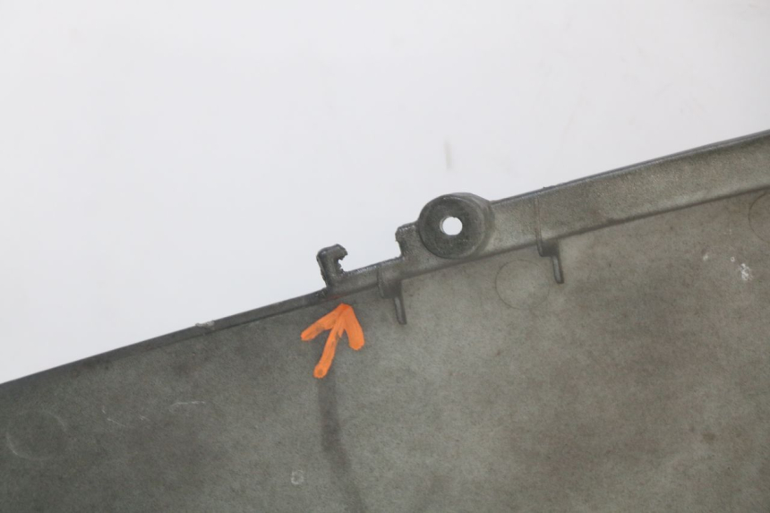 photo de FLANC ARRIERE GAUCHE PEUGEOT DJANGO 125 (2014 - 2017) - Marquages et références