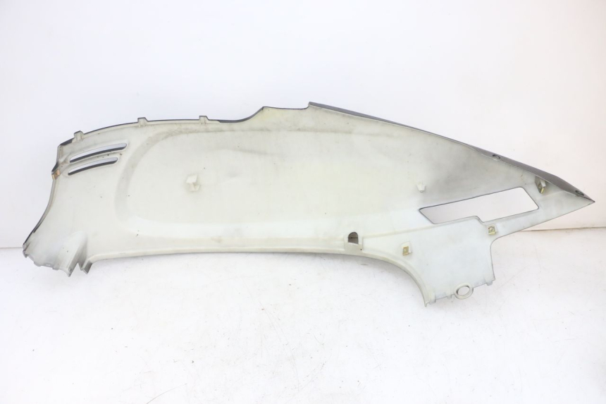 photo de FLANC ARRIERE GAUCHE EFUN PUSA 1 - Zoom état d’usage